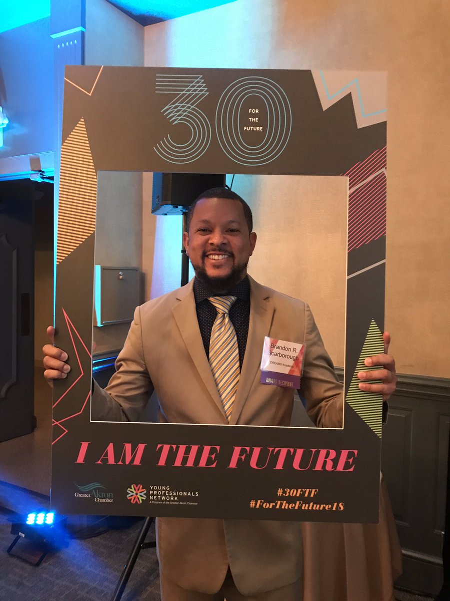 DreamsAcademyUS's tweet photo. Extra gratitude sent to the @GrtAkronChamber for honoring @brich920 with the #30forthefuture award. We honor his commitment to Dreams Academy, the community, and all the young men that we get to serve. Help us keep it going!!! Thank you!!! #dream #akron #honor #youngmen #blessed https://t.co/mRhoy3atOc