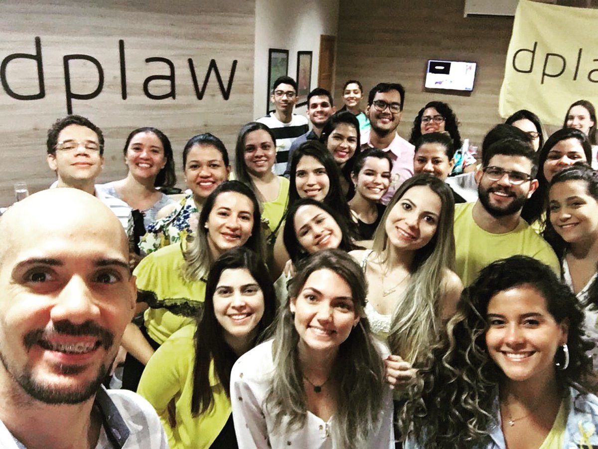 k_staut's tweet photo. Setembro amarelo 💛 prevenção ao suicídio #dplaw https://t.co/NJGsZvVrjm