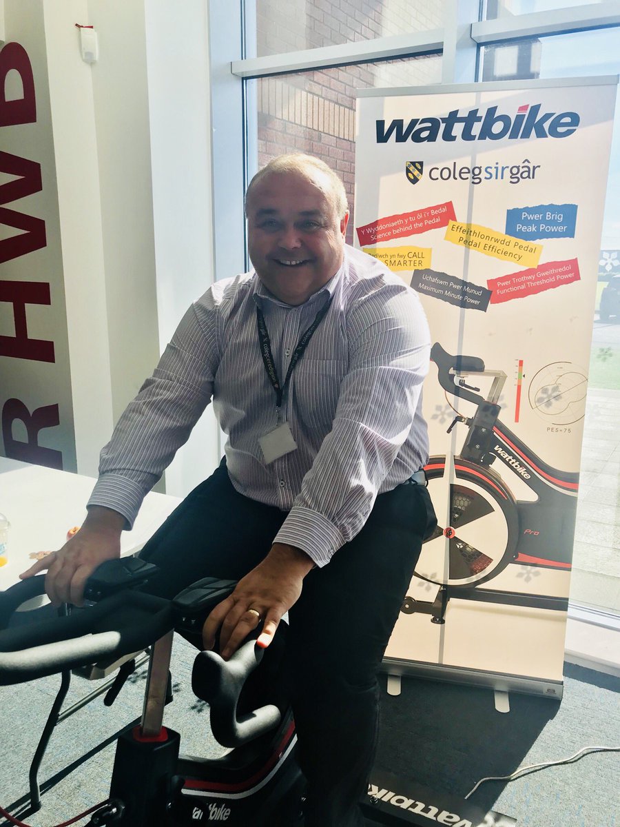 CSGsport's tweet photo. Fantastic i weld @ColegSirGar Penaethiaid a Chyfarwyddwyr yn cymryd rhan yn Her Wattbike 175.5Km @LeTour Her Ali d'Huez Codi £ 65.70 ar gyfer @macmillancancer #coffeemorning 
#iechydalles
#CyfunoargyferWattbike
#csgBALCH👊🏼 https://t.co/0cdGcUECBk