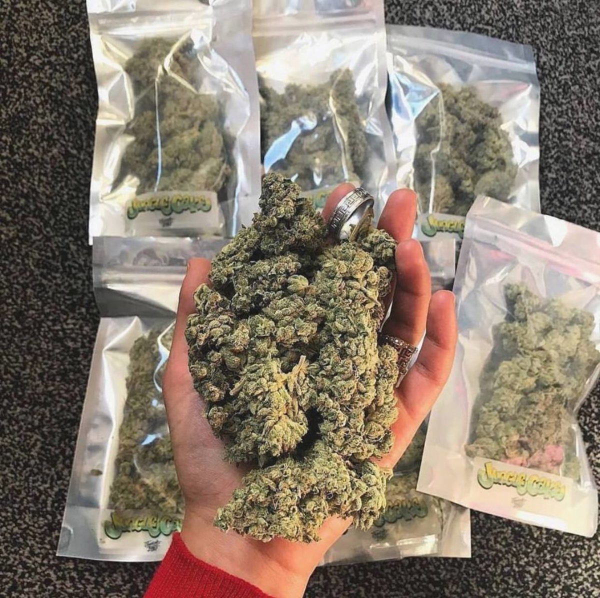 🌿All green🌱loud and strong💯
📮Discreet📦shipping🚛NO🕖WASTERS🔞Dm for info...text/call 804-932-0075