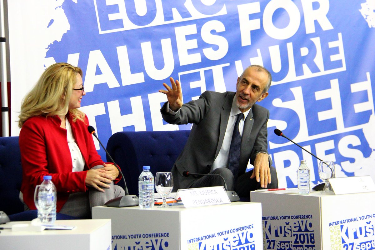 iyckrusevo's tweet photo. #shortglimpse into #IYC2018
For the start #Balkanvalues vs. #Europeanvalues https://t.co/JAifMPZaxr
