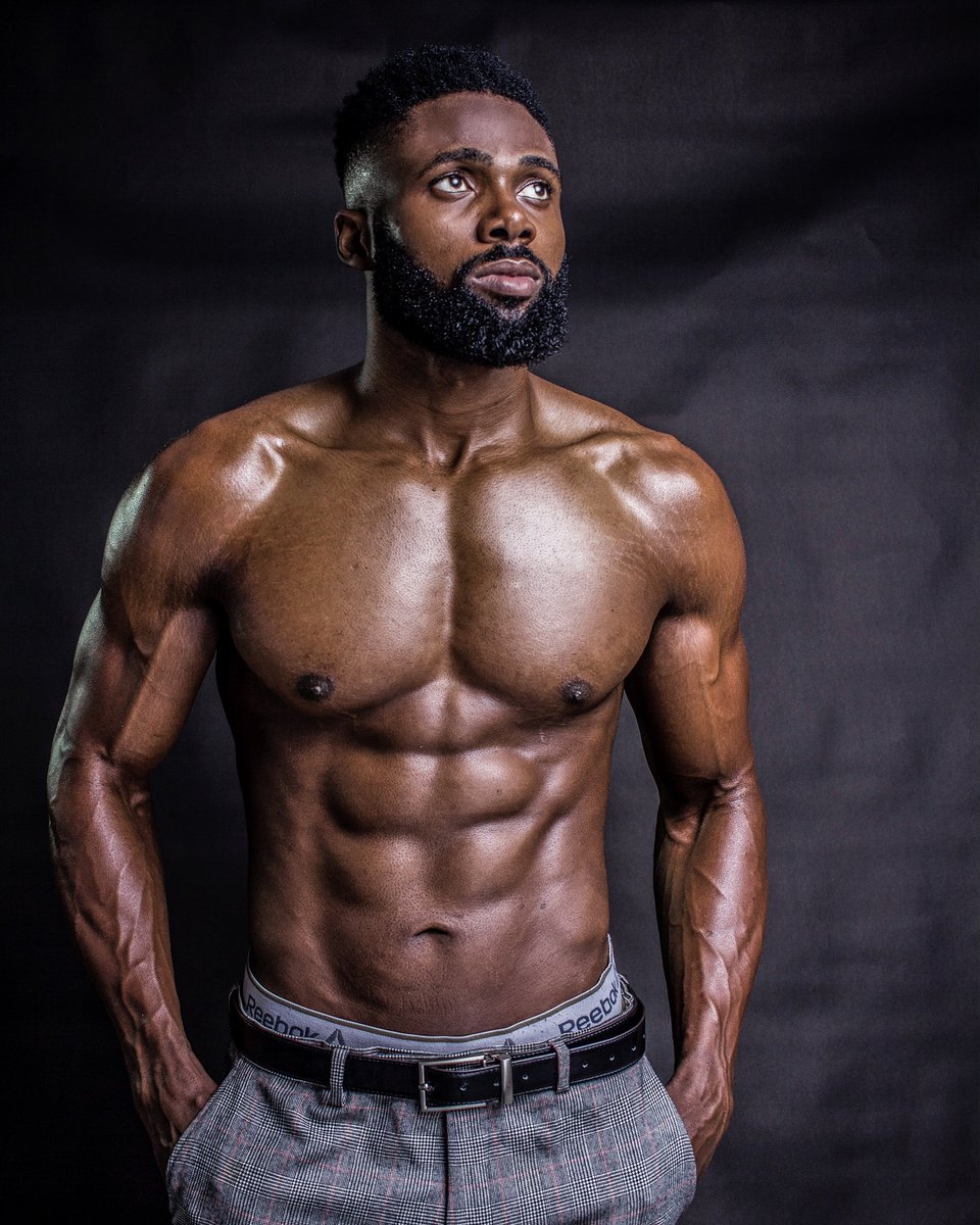 therealkingBAS's tweet photo. My 16 weeks transformation ! https://t.co/F3P8Dmy7OH