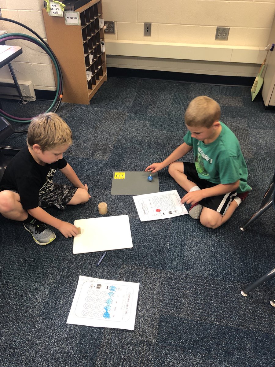 awmo1stgrade's tweet image. Pushes and pulls! #makeitmove #seitz