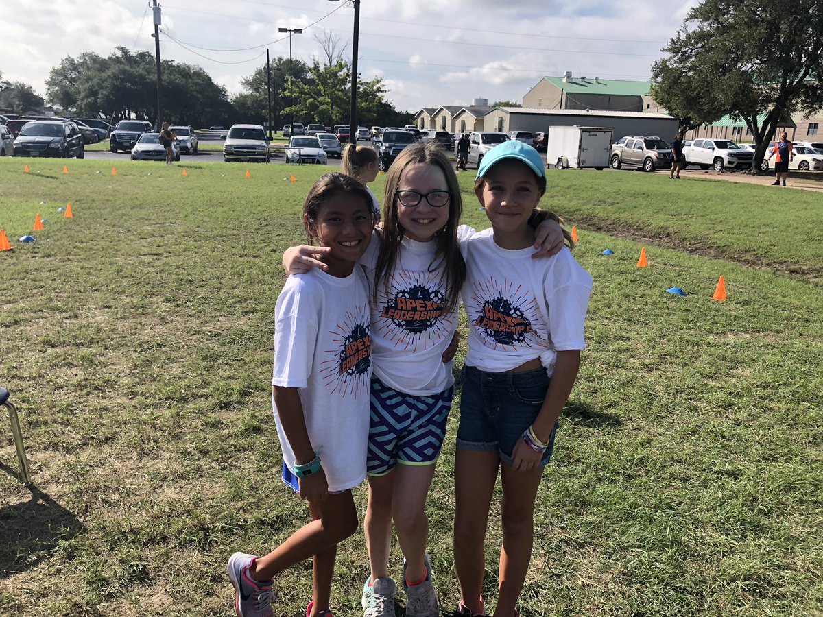 KandeceEmbrey's tweet photo. Bearathon Fun Run! @BHCBears https://t.co/pw7vQed7GH