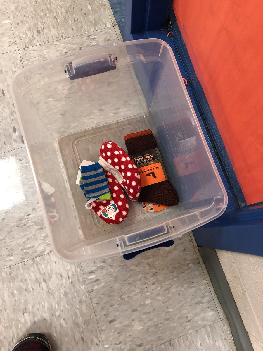 MStMFCCLA's tweet photo. Not even October and we already have some socks!  #SOCKTOBER https://t.co/YXtaMqZJb9