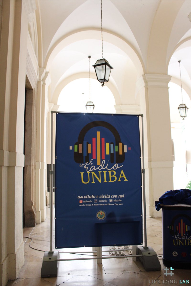 SDC_uniba's tweet photo. Oggi da @RadioUniba, in diretta nazionale sul circuito @rad_uni , nell’ambito della “Notte Europea dei Ricercatori”.
#LifeLongLab #HungerGames #BraLab https://t.co/HTZEO8PCVu