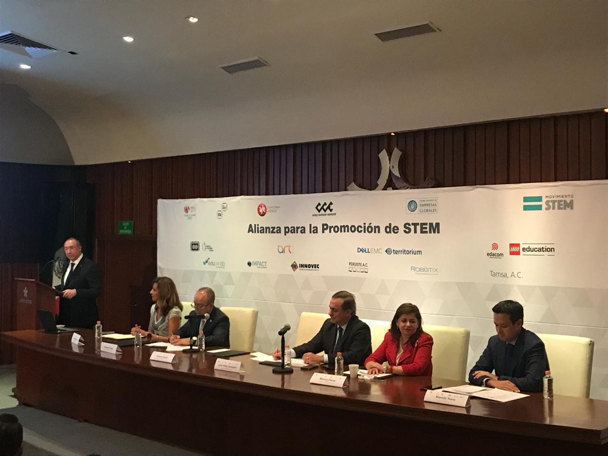 emglobales's tweet photo. En el @CEEG_Oficial estamos convencidos de que con el apoyo de las nuevas tecnologías podremos incluir a más mujeres en el mundo laboral. La Alianza para la Promivion de #STEM es un gran paso: @fredericgarcia_ https://t.co/hHpisWZ3f4
