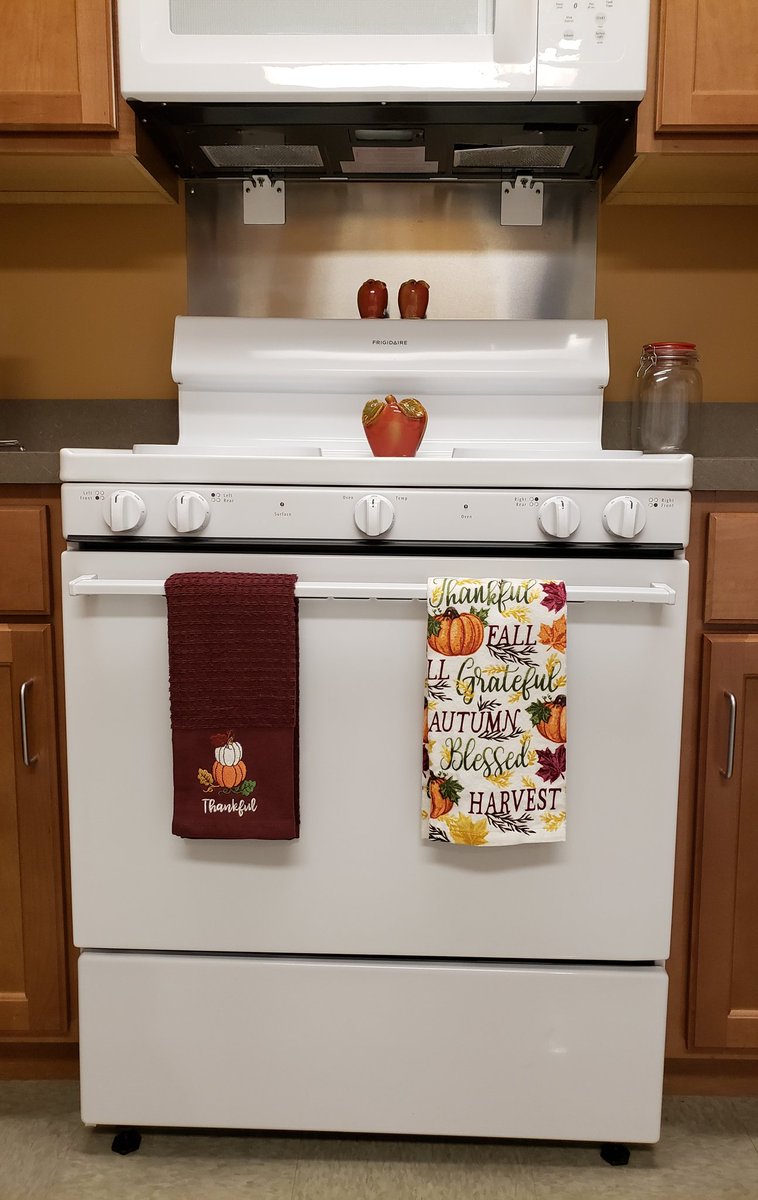 Elizabeth tweet media