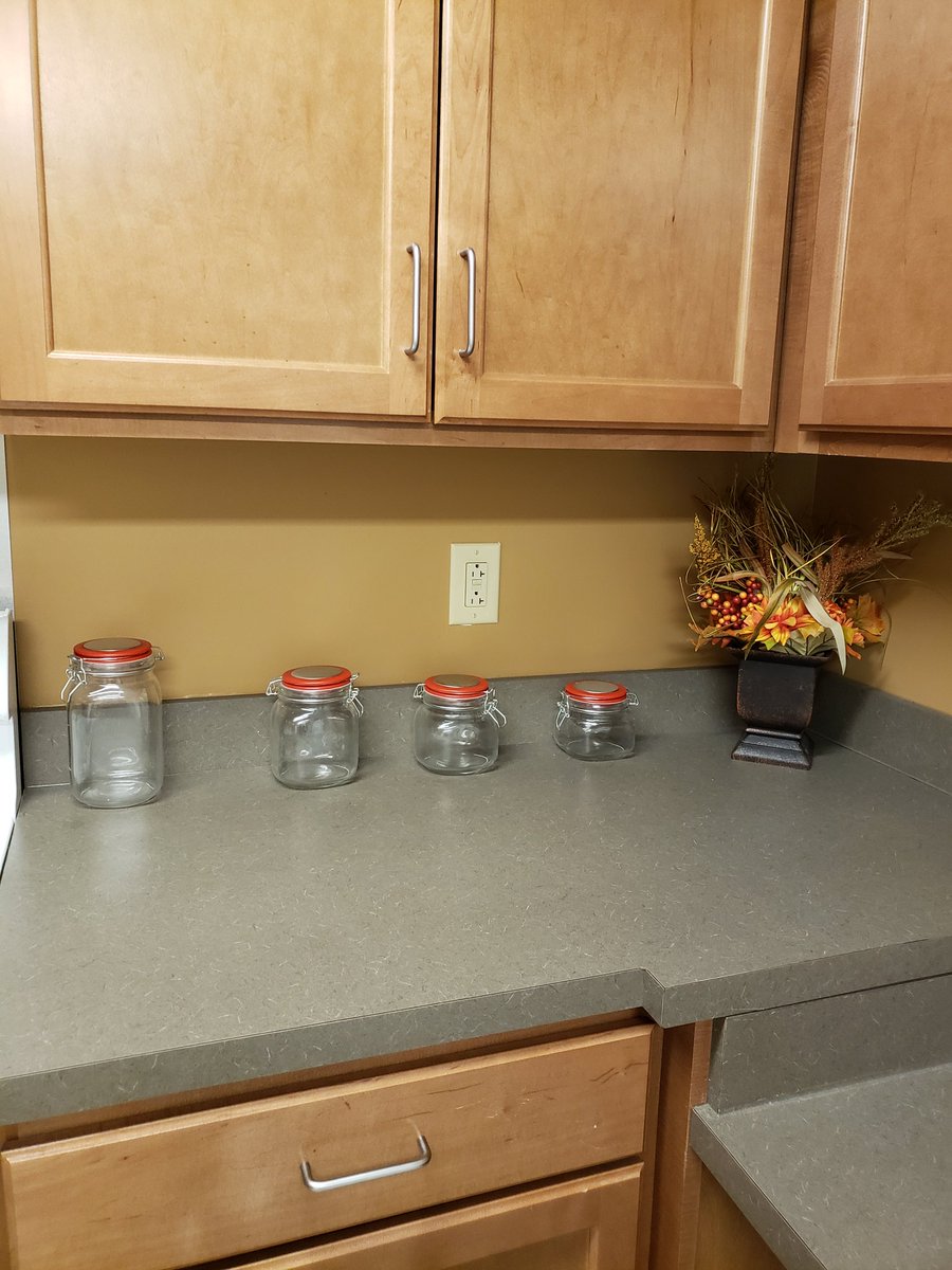 Elizabeth tweet media