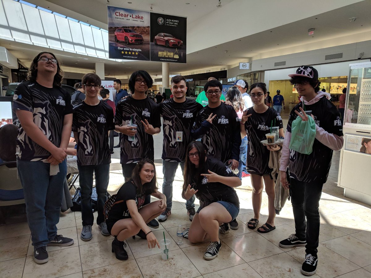 eSports @ FHS tweet media
