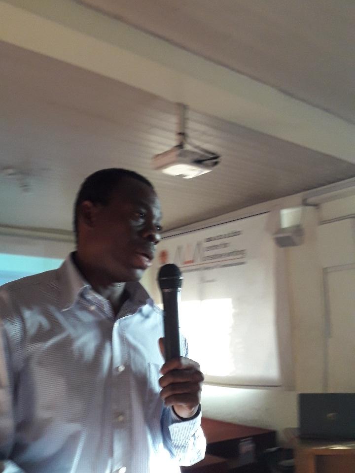 nanasachampong's tweet photo. #KokuDotse at #AidooCentre #AlternativeViews talking about the future of #Animation and #Development https://t.co/WXkIBPT1Hu