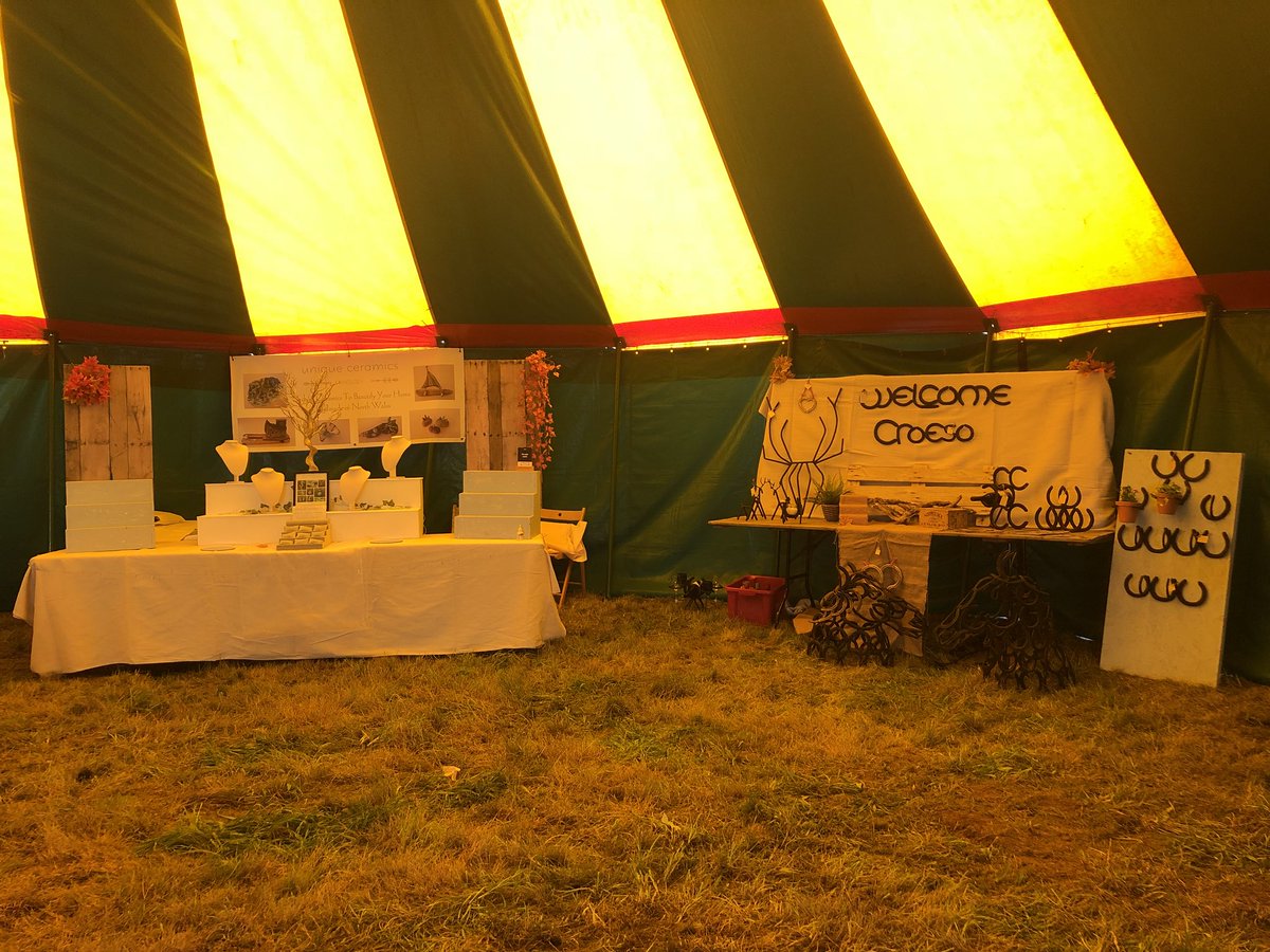 UniqueCeramics's tweet photo. A beautiful evening to set up here at Plas Newydd #AngleseyWoodlandFestival  I’m next to my brother @AngleseyHorse .Why not come along tomorrow , the weather forecast is sunshine and there are lots of activities in the woods to enjoy PLUS it’s free entry 👍 https://t.co/6af7f5B7n7
