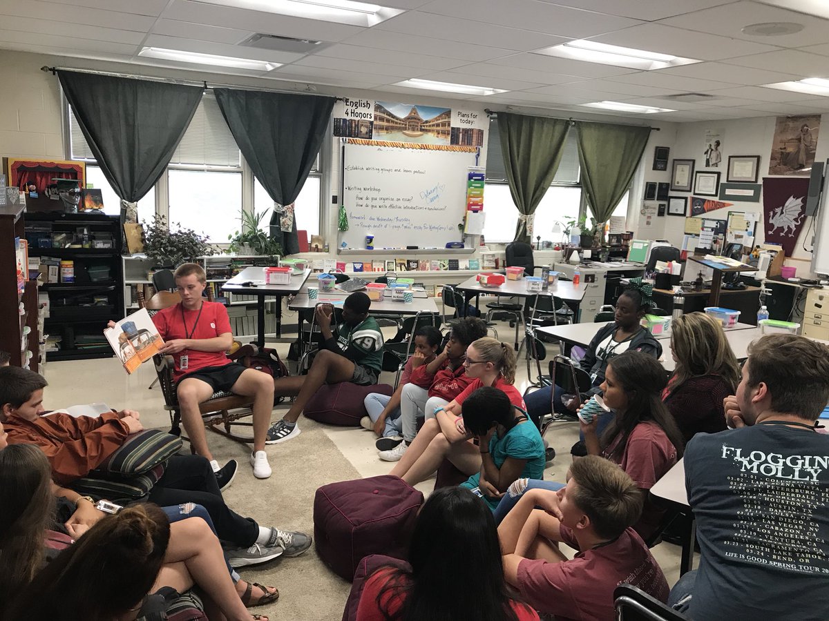 MrsJacksonDFHS's tweet photo. What a special book to read as we begin learning about learning and barriers to learning. Thank you for a beautiful story of your own reading journey @PatriciaPolacco #ThankYouMrFalker #Pridein5 #Teachin5 #DFTC19 #TeacherCadets https://t.co/QjYZ4WaWcS