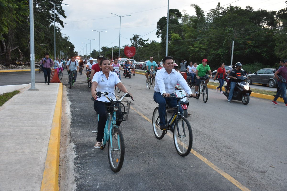 AytoFcp's tweet photo. Inauguran @PaolyPerera y el delegado de la @SEDATU_mx la avenida Tecnológico.  @TecCarrilloPto    

https://t.co/hmWCHaqBWC
   
 #GobiernoDeVisiònYCompromiso https://t.co/tJIN6w8hcN