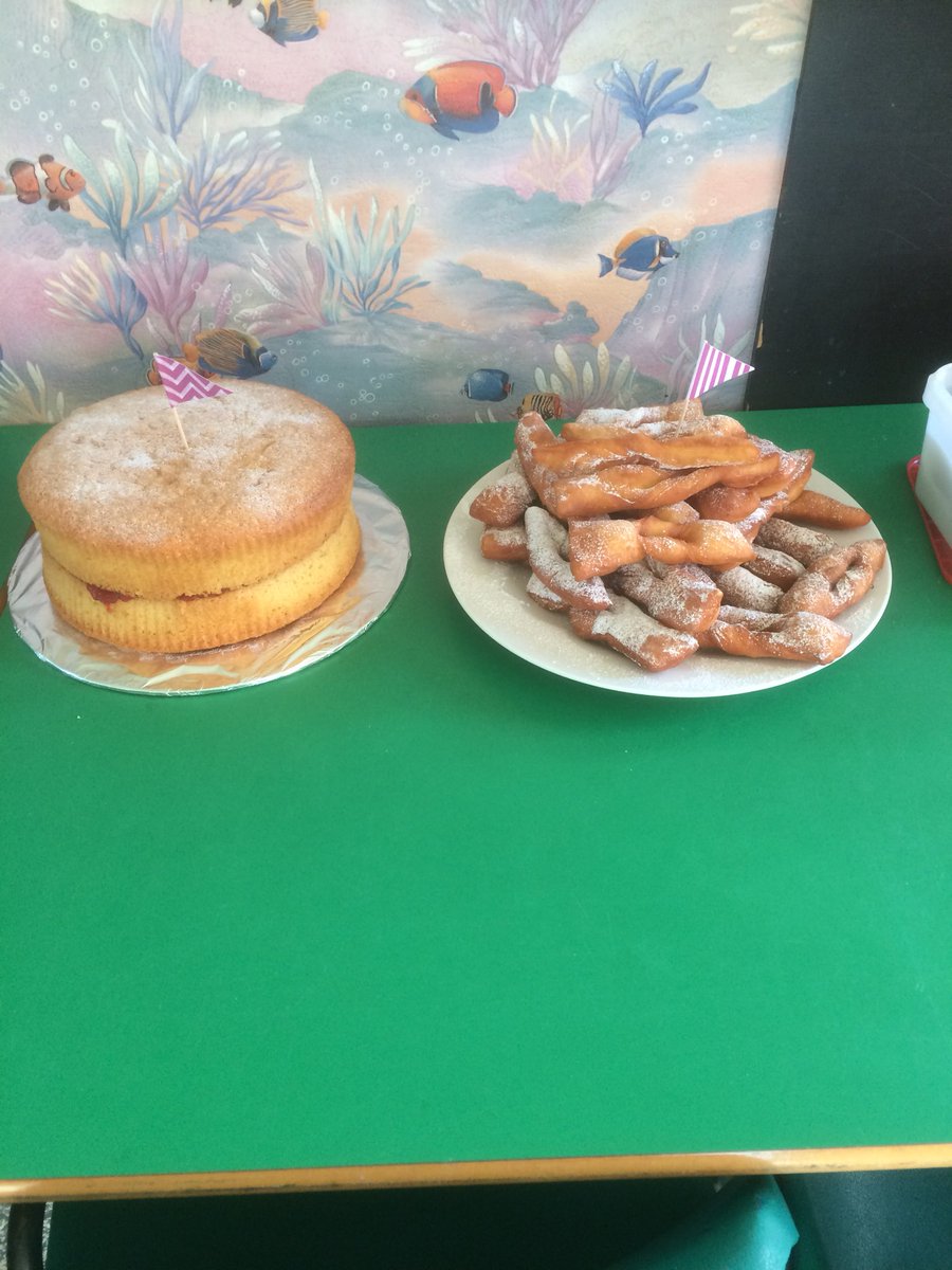 laura davidson (laurathegoth) Twitter