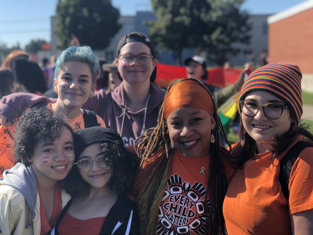 LauraMaeLindo's tweet image. My daughters &amp;amp; I were honoured to share space with brilliant Eastwood students as they protested to #SaveSexEd. 

Indigenous students called for truthful curriculum so that reconciliation can happen in an honest way.

I’m SO proud of these students. #onpoli