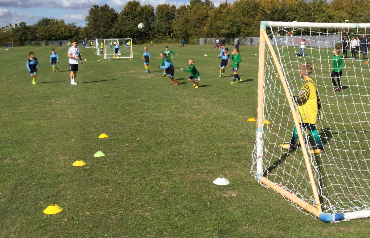 net_harlowpe's tweet photo. Great afternoon of NET Inter-Academies Football where @NET_Katherines emerged victorious. Fantastic skills and sportsmanship on show by all. Thanks to pupils involved from @NET_Longwood @NET_LattonGreen Jerounds and @NET_Abbotsweld who also hosted! #weareNETPE #NETPhysEd https://t.co/8oO179yXWI