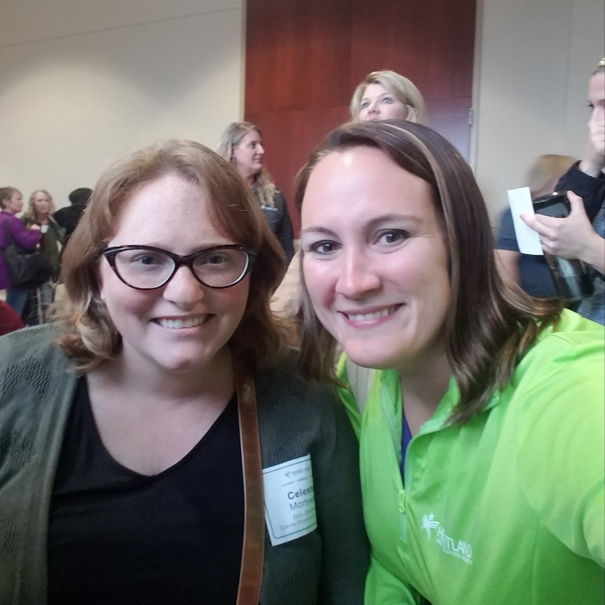 BPuffinbarger's tweet photo. #2ndyearEC #heartlandaea #aeasuperhero https://t.co/AsYYHbOxtC