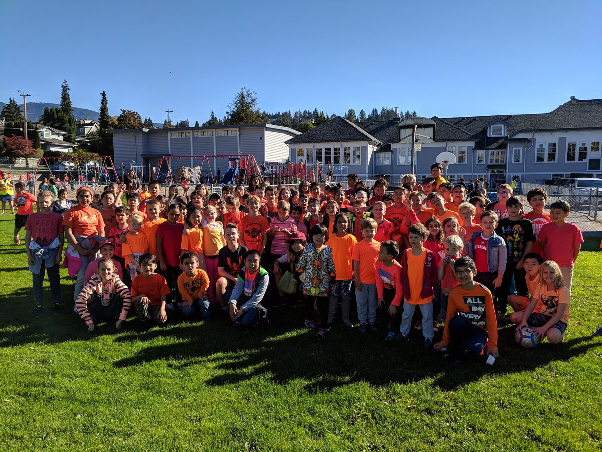 Remembering #OrangeShirtDay2018 at Hollyburn Elementary. #westvaned