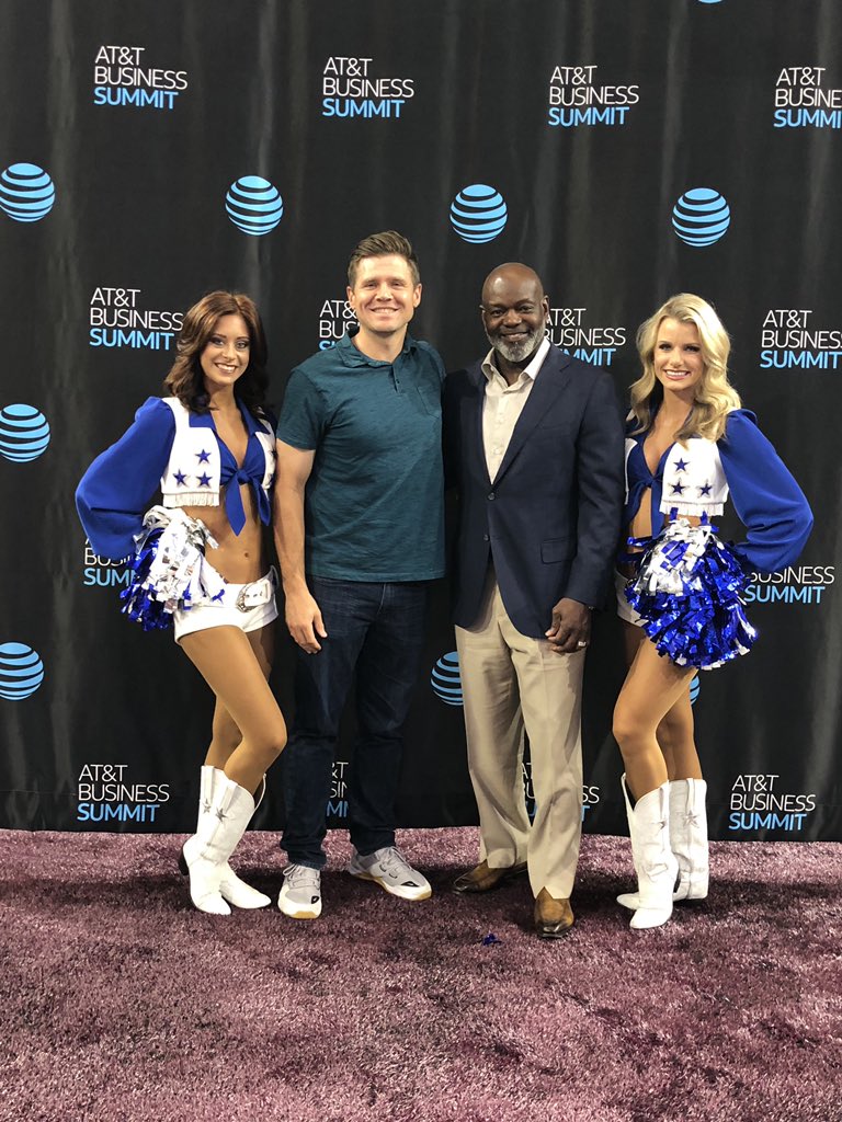 markdsparks's tweet photo. What does @EmmittSmith22 and #5G have in common? #fast #reliable and #unstoppable! I was able to brainstorm #business impact of 5G and meet Emmitt at the same event! Really cool @ATTBusiness #ATTBizSummit #IoT @ATTStadium @DCCheerleaders @dallascowboys https://t.co/39LBy1TGTq