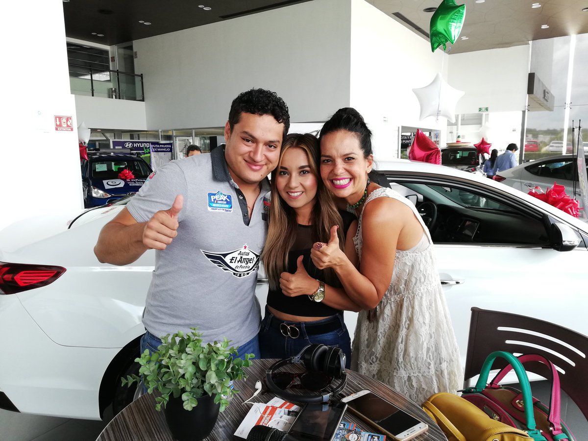 ADDevelopment1's tweet photo. @HyundaiChiapas  @StereoJoyaTux  @MIKELSTrucks y el programa "Va que Ba" de 101. 7 de FM están regalando pases dobles para @NASCARPEAKMX

#NASCARTux #NASCAR #Trucks https://t.co/fgtKnlMCis