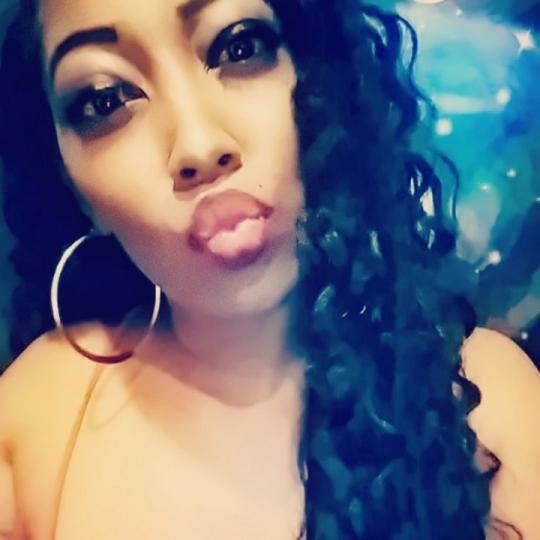Gucciboo7's tweet photo. 🙌 YASSS It's time for a great show 👑TheQueen 👑:#Talent #Music 
https://t.co/bVVyJ5zhaA https://t.co/8kjasqSSuw
