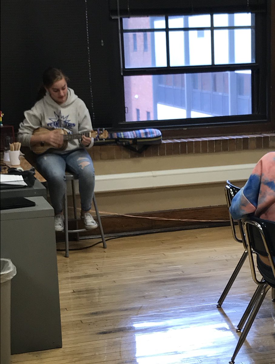 MrDanHeaver's tweet image. Doing our keyboarding warmups to some ukulele music today! #oths #computerconcepts