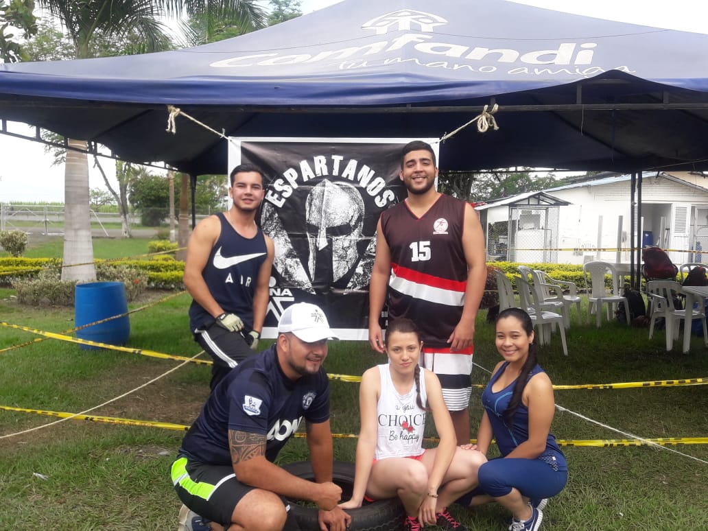 GermansSuarez's tweet photo. En este momento los Aprendices del @SENAComunica CLEM #Tuluá participan de nuestra gran competencia "Espartanos"; actividad reconocida como buena práctica de Bienestar a nivel nacional. A todos nuestros competidores ¡muchos éxitos! @ctrujillosena https://t.co/x1vvxF43eL