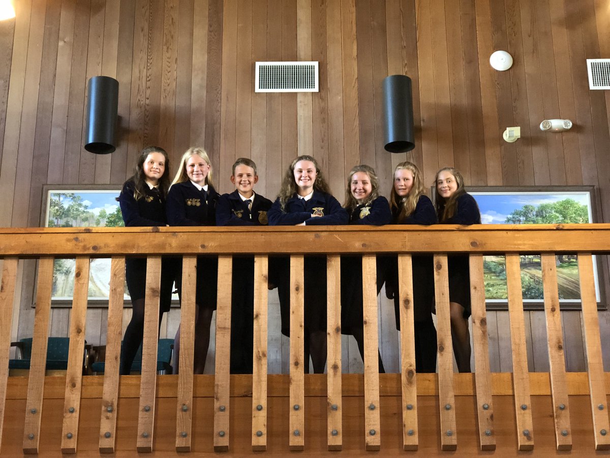 PVMSFFA's tweet image. Pine View Middle FFA attended Chapter Officer Leadership Training yesterday at the FL FFA LTC in Haines City. @PineViewMiddle #PineViewFFA