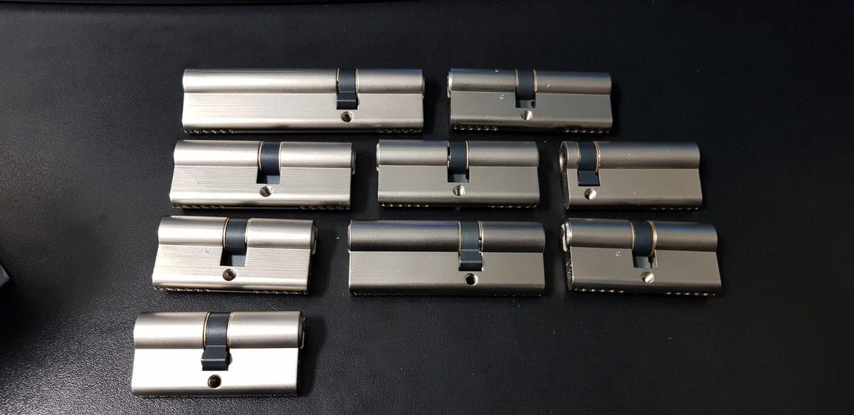 Wij verkopen heel veel cilinder sloten in sets, met andere woorden alle cilinders worden bediend door 1 sleutel. 🔑

In samenwerking met onze leverancier <a href="/MauerLocks/">Mauer Nederland BV</a> krijgen wij vrijwel elke gewenste combinatie voor elkaar! 👍       facebook.com/20865721255367…