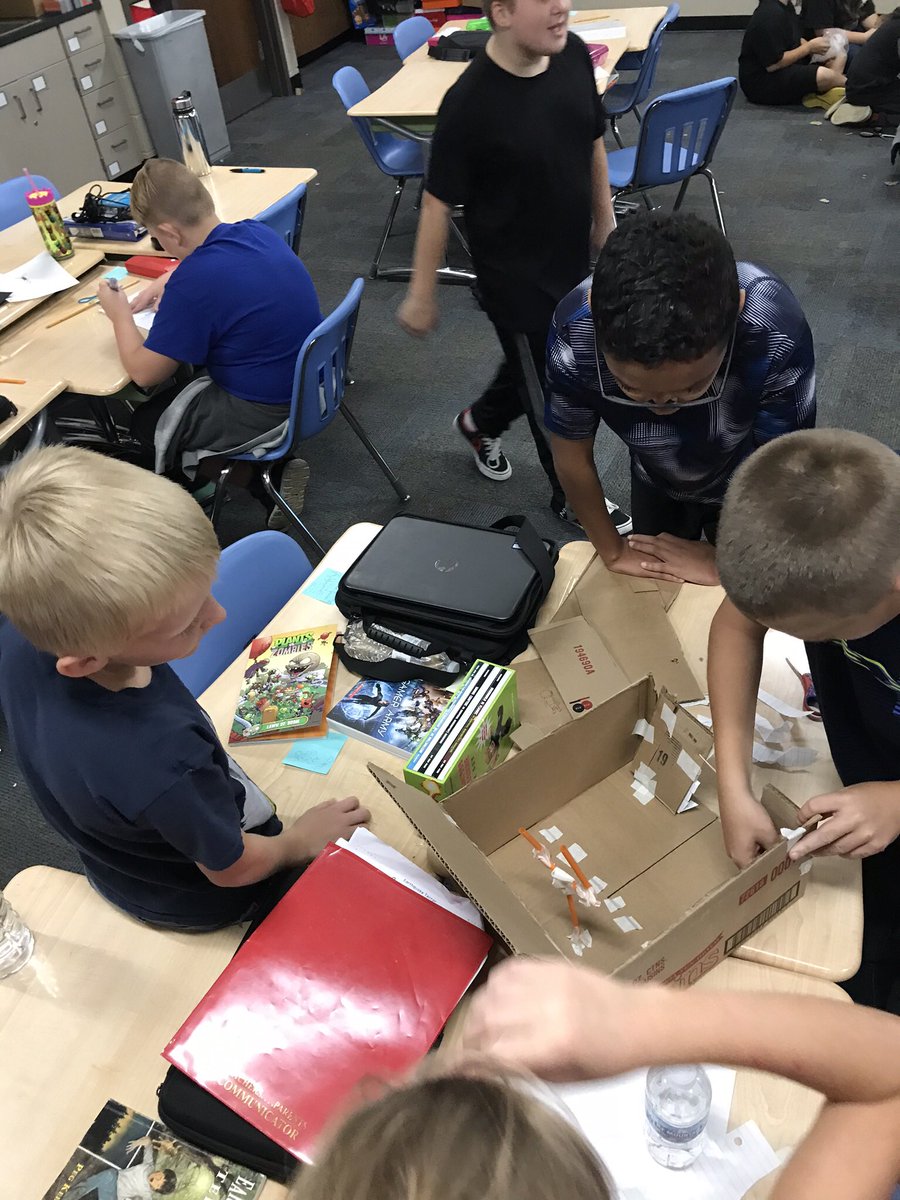 Mr_ChazGabriel's tweet photo. The future looks bright! Today we participated in the #cardboardchallenge by using some of our STEAM knowledge! Blown away by how creative these 5th graders are! @MatthewMillerpe https://t.co/55ILsvrj8G