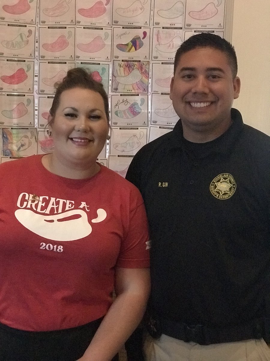 HHoux's tweet photo. So thankful to the Stanislaus Sheriff’s Department for their passion in helping St. Jude Children’s Research Hospital.  #tipacop @Chilis @StJude https://t.co/4A1pOQH556