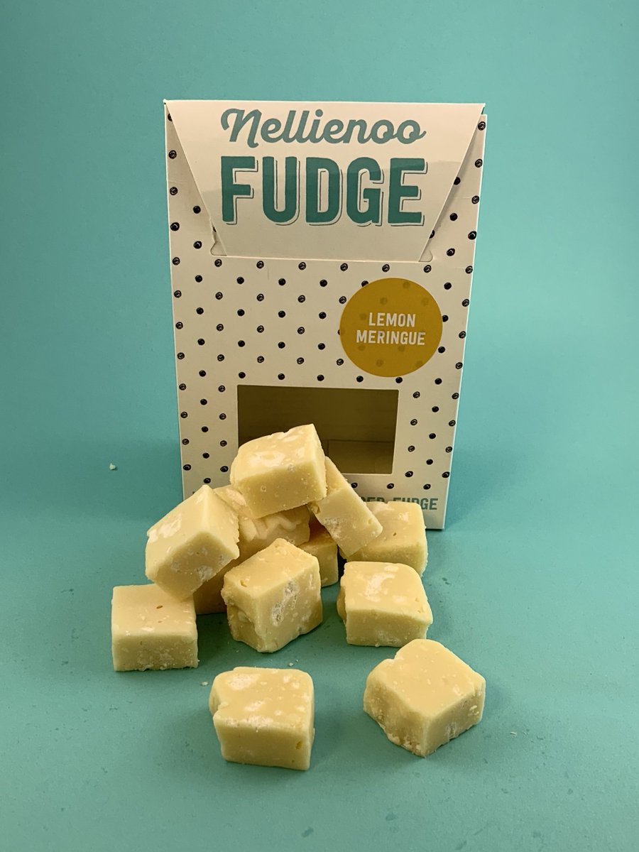 GinWithBox's tweet photo. This fudge from @nellienoo_fudge is super creamy, super tasty handmade chocolate based fudge - Lovely with a G&amp;T!

#gin #craftgin #smallbatch #ginandtonic #ginwith #GinBox https://t.co/hDOye0METH