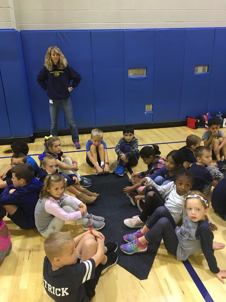 Hausemanupe's tweet photo. Unity day beach twist grade 1 @CounselorMest @BelieveUPE @SAlexFizz https://t.co/cDUZGTY9LN