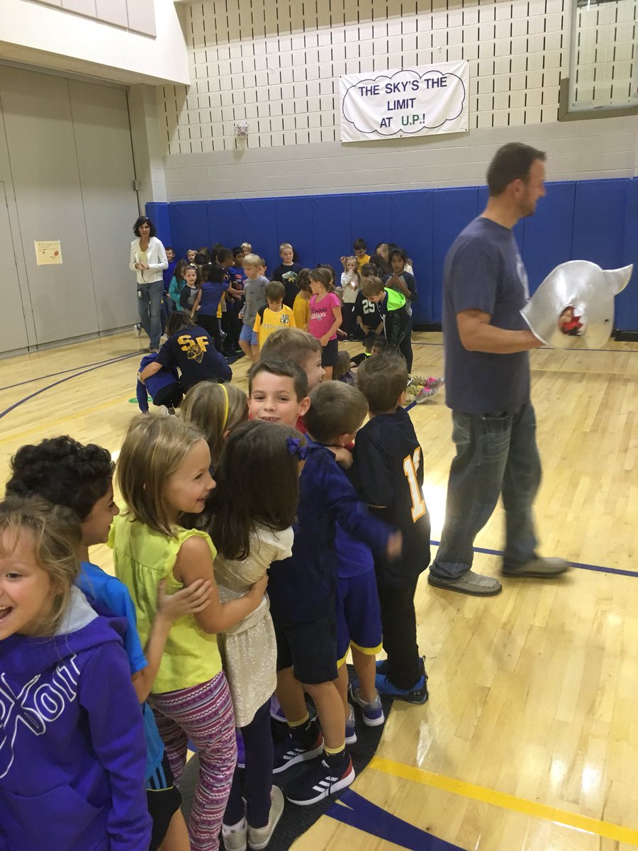 Unity day beach twist grade 1 @CounselorMest @BelieveUPE <a href="/SAlexFizz/">S. Alex Fizz</a>