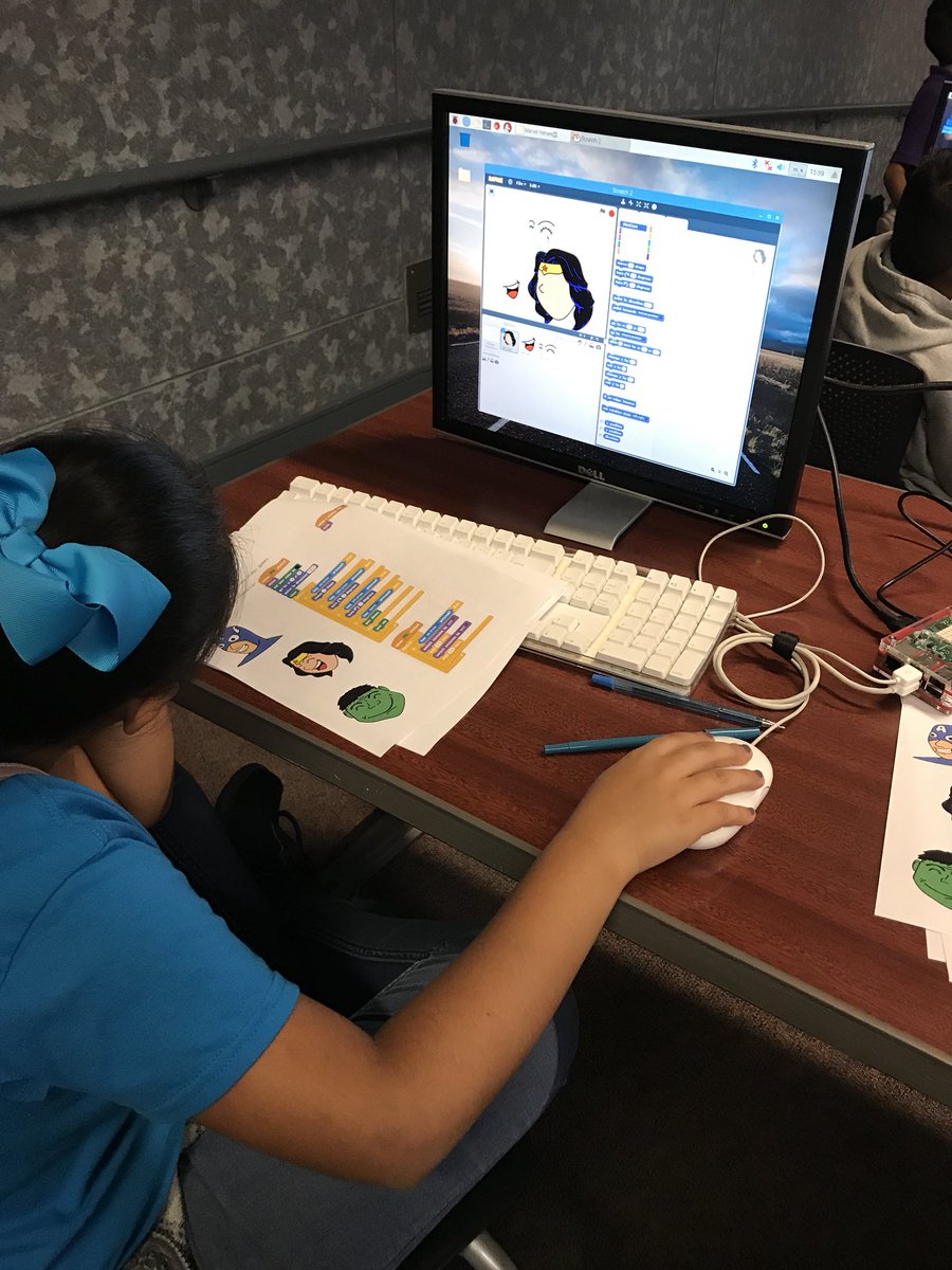 SAlvarado_MRES's tweet photo. Having a great time and learning to code video games #TechE18, #UTEP, #MRES https://t.co/6D161iWFgq