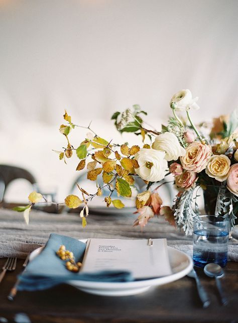 Those beautiful Autumnal colours... 

Photo via <a href="/OnceWed/">OnceWed</a>