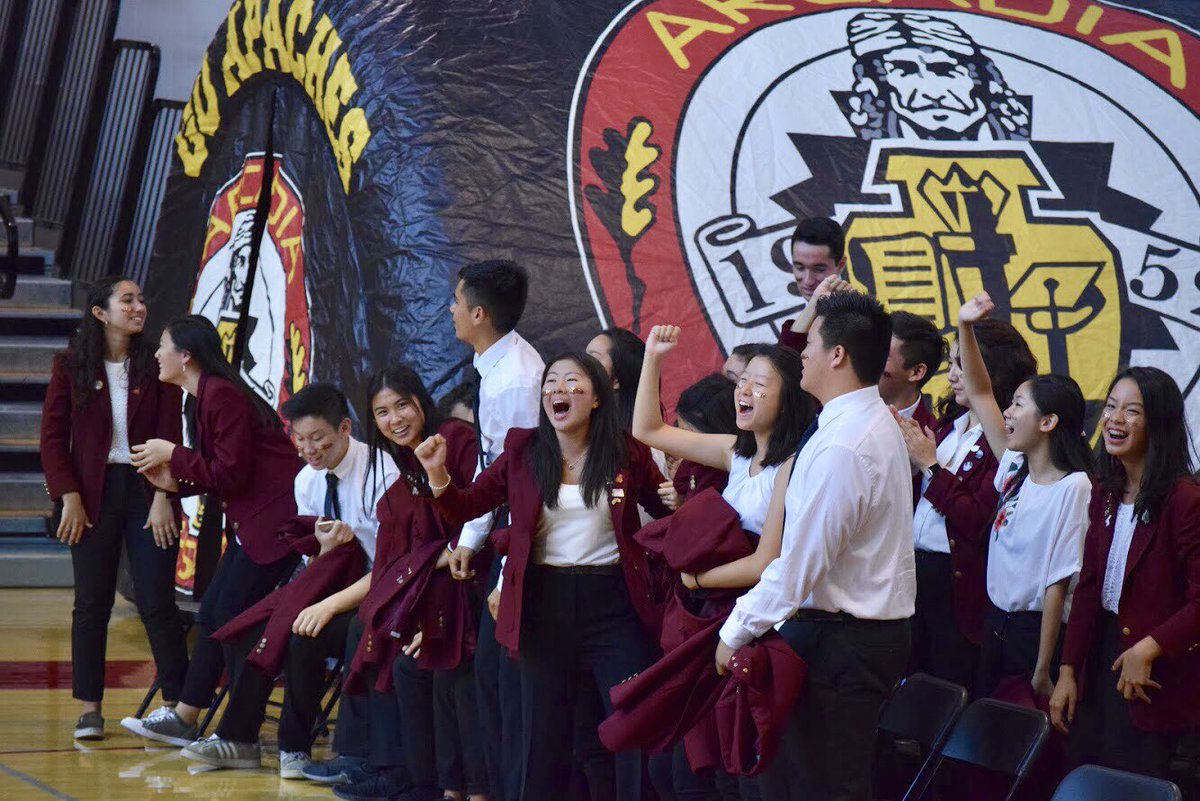 ArcadiaSMW's tweet photo. We had a blast performing and supporting other groups at the Homecoming Assemblies yesterday! The amount of school spirit everyone demonstrated was amazing and we are super excited to continue to bond and make memories of our senior year. #ApachePride @ArcadiaUnified ❤️💛 https://t.co/qqynPXiRUl