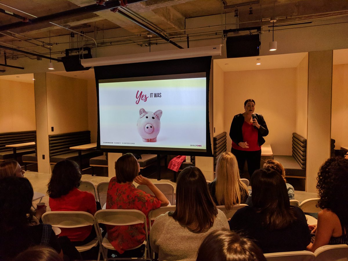 MoontowerMakers's tweet photo. Watching @laurenrhasson present on women negotiating for better pay! Great talk and awesome energy in the room! https://t.co/Pu1cKmwsbc