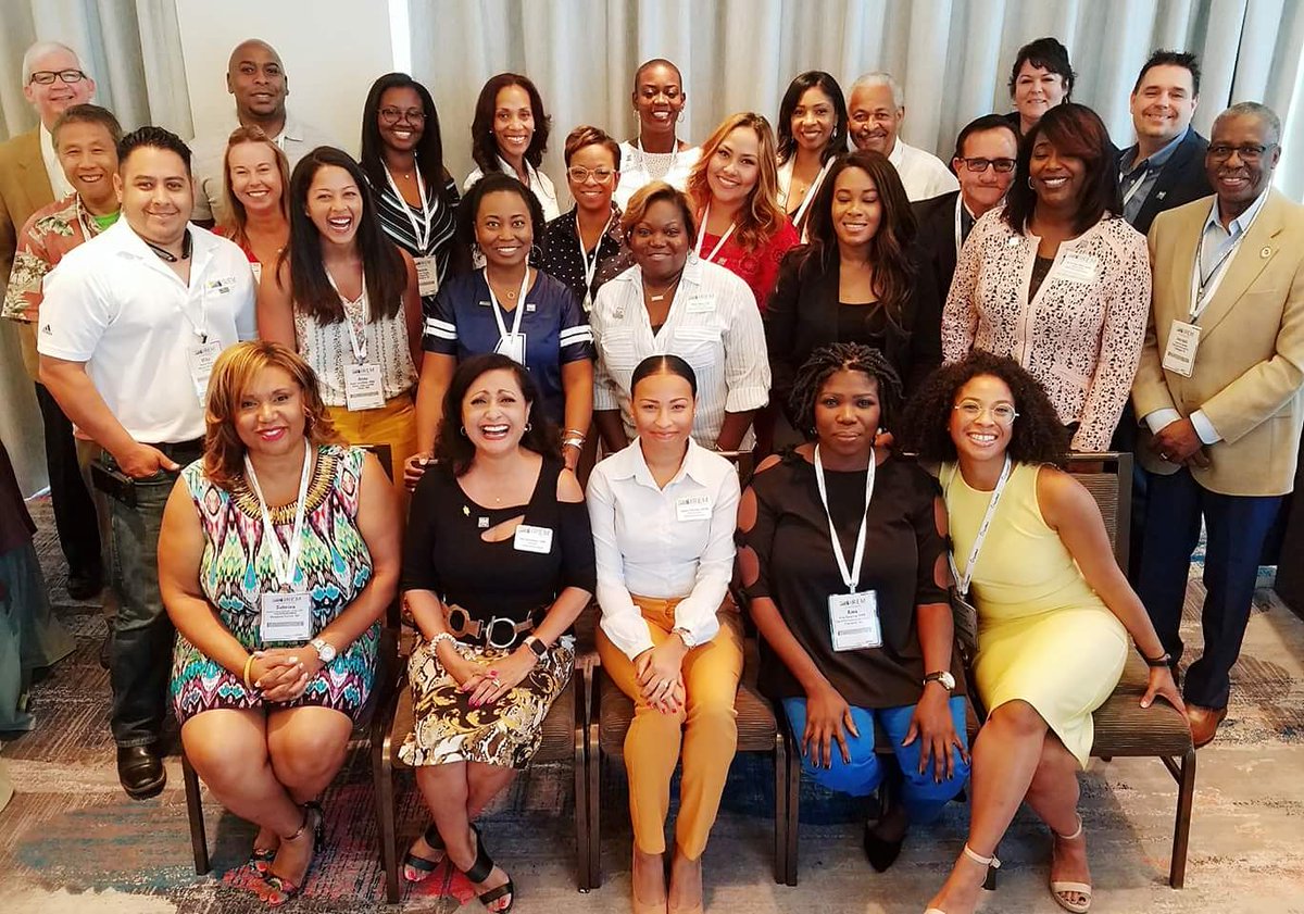 Irem77VA's tweet photo. Movers &amp; Shakers in IREM Diversity Board.

#iremglobalsummit #irem2018 #conference #leadership #realestate #propertymanagement #commercialrealestate https://t.co/a5j66ybZpk