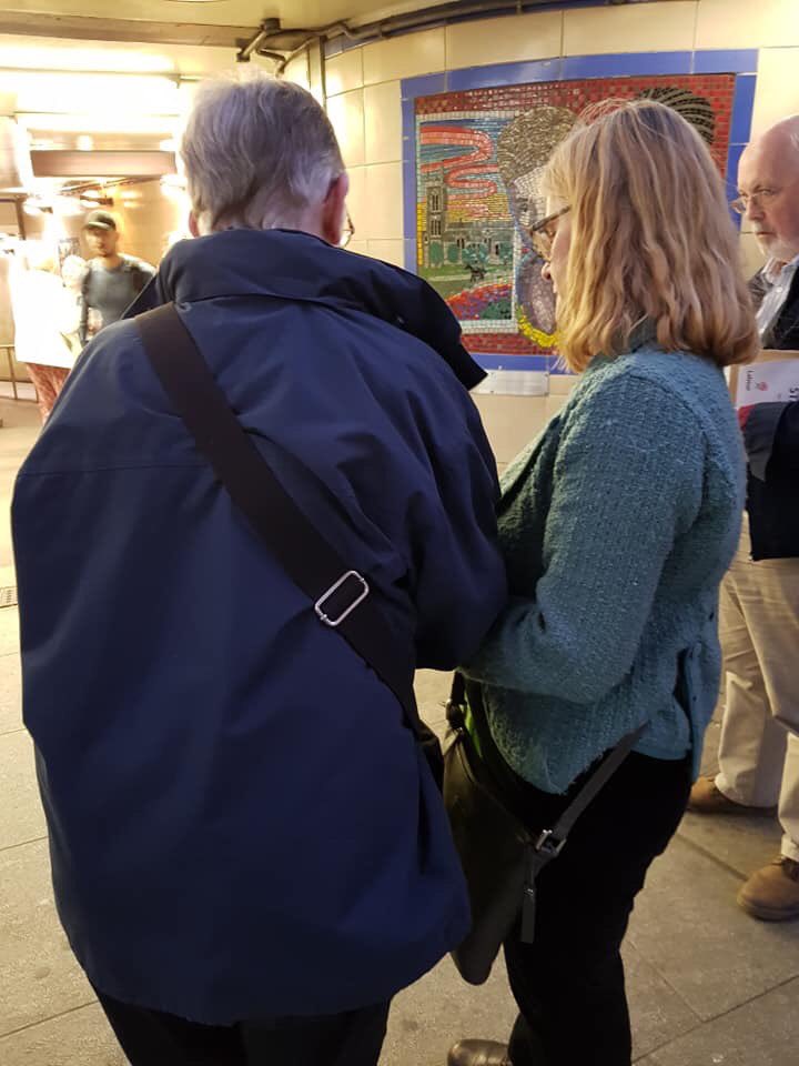 Labourstone's tweet photo. We’ve been out collecting #signatures for the #StepFreeStations Petition #LeytonstoneUnderground #The30Steps #LeytonstoneHighRd #The45Steps #LeytonMidlandRd #The47Steps Please sign & share this weekend! @WFLabourParty @CannHallCllrs @mariepye @JohnCryerMP
https://t.co/3UsFqy4s0F https://t.co/ar6MzJqNq6