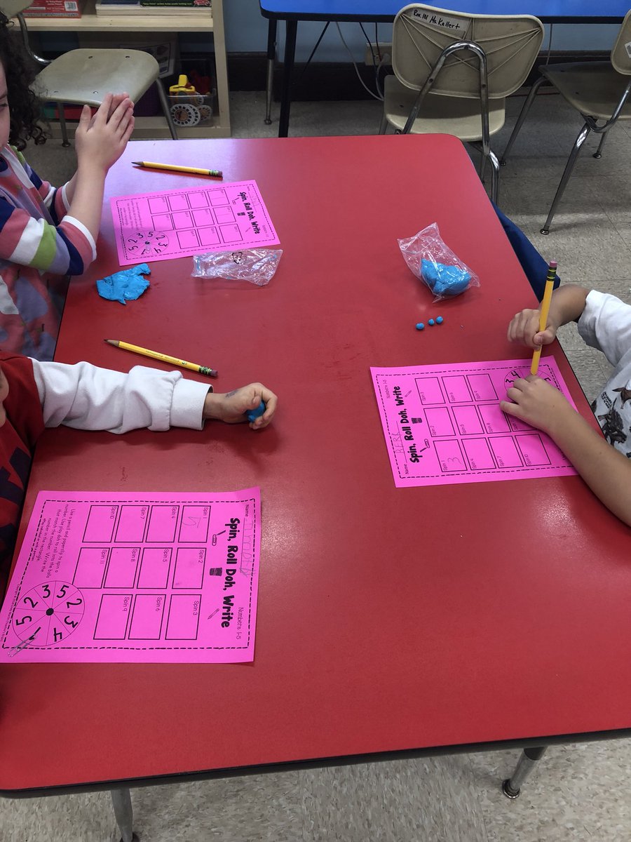 MsKallertEDU's tweet photo. Spinning and counting with play-doh to end another fun week in kindergarten! #weecount #weelearn @AnnaRudowsky @WeehawkenTSD https://t.co/UbvALxkOvx