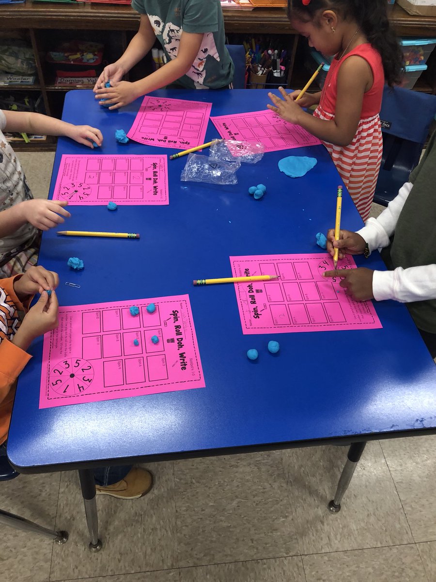 MsKallertEDU's tweet photo. Spinning and counting with play-doh to end another fun week in kindergarten! #weecount #weelearn @AnnaRudowsky @WeehawkenTSD https://t.co/UbvALxkOvx