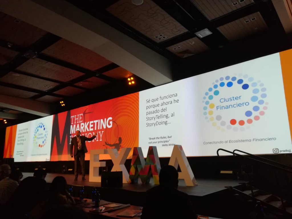 pradojj's tweet photo. En el evento de creatividad y marketing más grande de America Latina, #Exmaec he presentado cómo generar el cambio desde las industrias... usando el ejemplo del Cluster de Servicios Financieros que lidera @asobancos Inpirar a otros es clave y ahora tenemos historias que contar... https://t.co/NsafmTDnpm