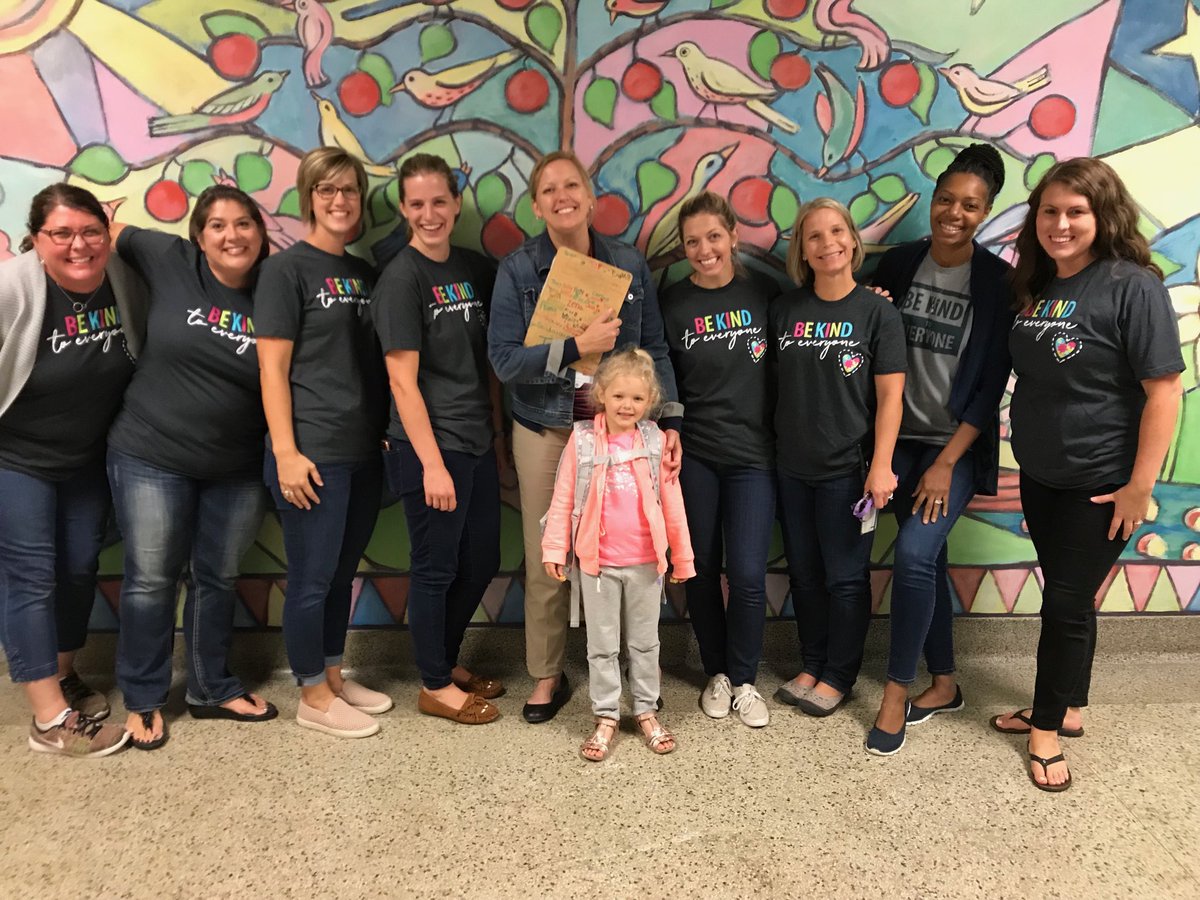 mmsdfranklin's tweet photo. The best staff and students around. Our first all school assembly and all school celebration for following our Franklin 5. #bekind #besafe #useyourwords #showrespect #followdirections https://t.co/Grvo5NK0Aj