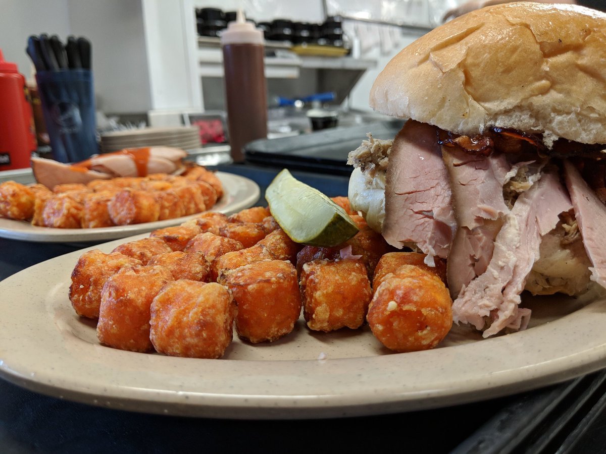 johnhardysbbq's tweet photo. Grab you foodie crew and join us for the best BBQ in the city! ๐
Check out our NEW menu here: https://t.co/thHOuakLVp
#RochesterMN #JohnHardys https://t.co/20Hrn6VdcR