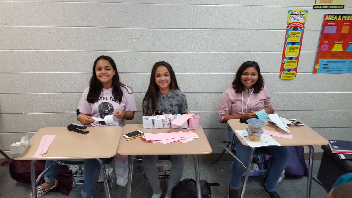 act_ira's tweet photo. Started our chain reaction today!  Collected kindness links from all Ira students.  #rachelschallenge #KindnessMatters @IraJonesMS https://t.co/CHiG12WZG4