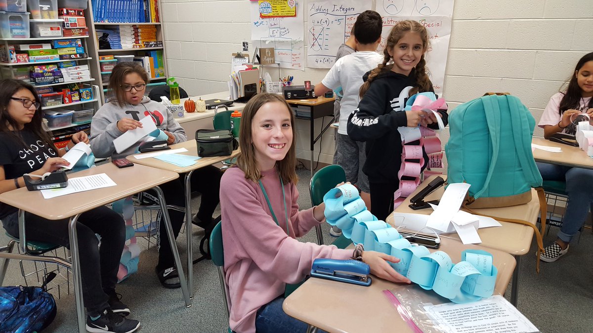 act_ira's tweet photo. More chain reaction greatness! #RachelsChallenge #KindnessMatters @act_ira  @IraJonesMS https://t.co/k4iEh8CejC