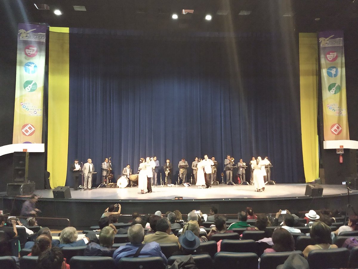 En el Centro Cultural Carranza celebramos la cultura del danzón con el Concierto Internacional de Danzoneras festejando a la Danzonera de José Casquera. #MLM 👉 m.facebook.com/story.php?stor…