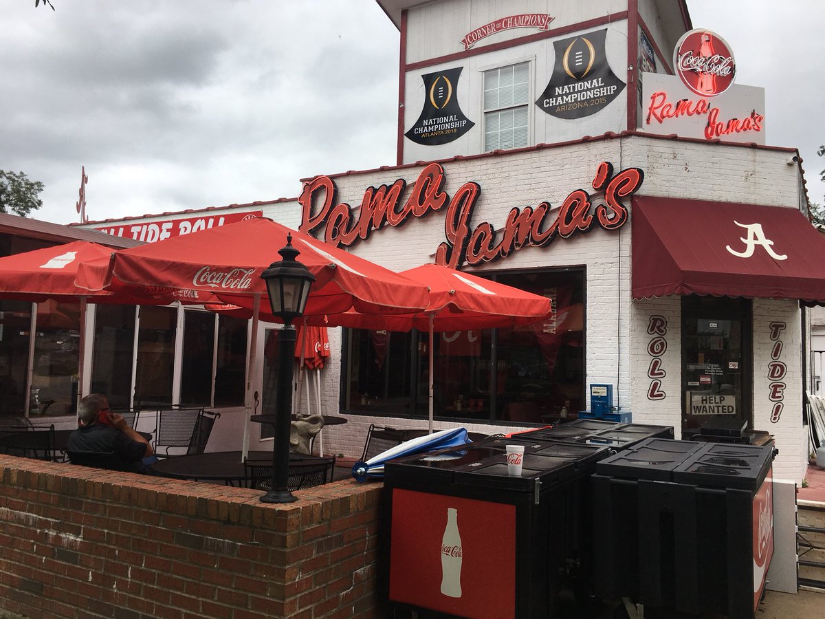 getlithit's tweet photo. If you find yourself low on phone battery tomorrow in Tuscaloosa, come by one of these locations, Shell on the strip or Kinnucans for a #LitHit and power up! #ChargeForward https://t.co/s4U6hBItaU